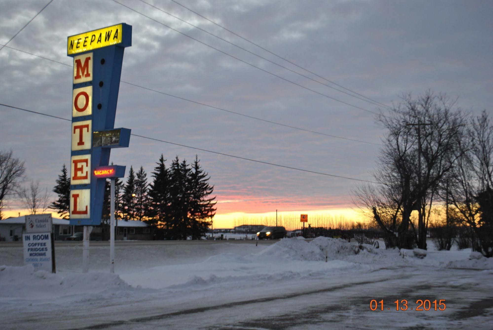 Neepawa Motel Extérieur photo